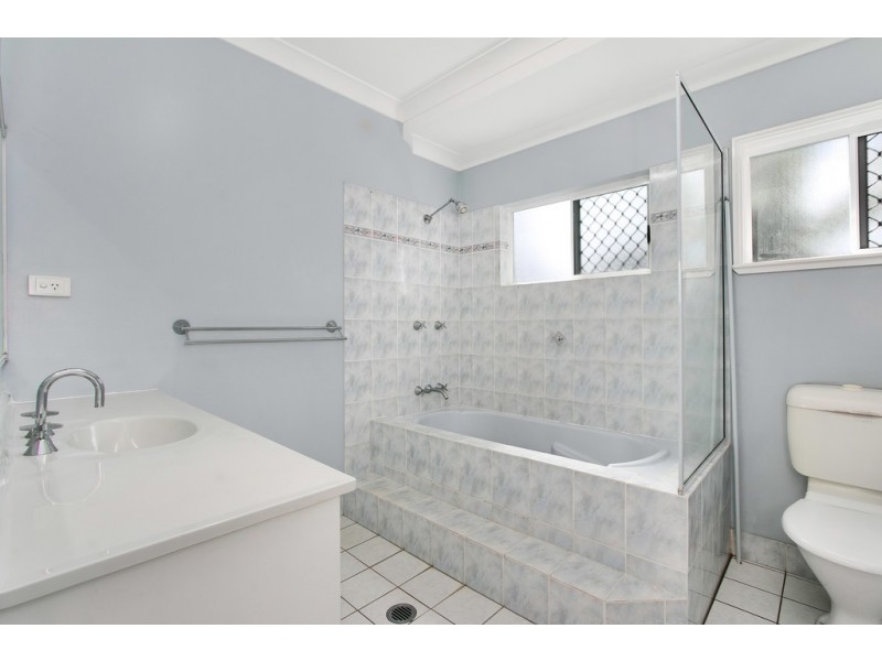 16 Palmer Close, Gordonvale QLD 4865