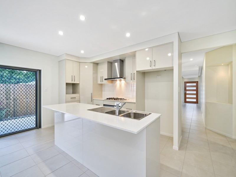 3 Elderberry Avenue, Bentley Park QLD 4869