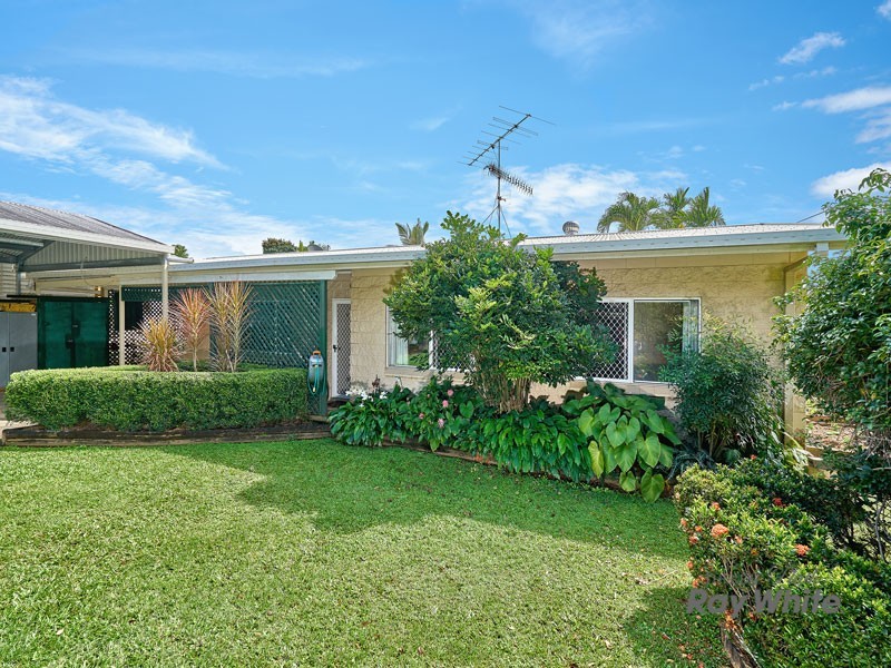 86 Anderson Road, Woree QLD 4868