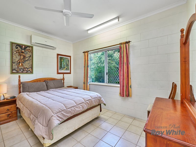 86 Anderson Road, Woree QLD 4868