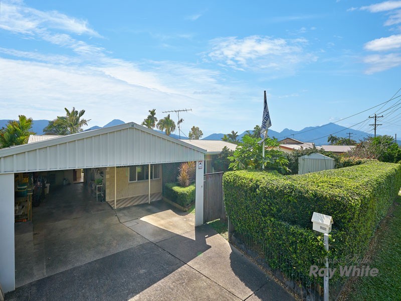 86 Anderson Road, Woree QLD 4868