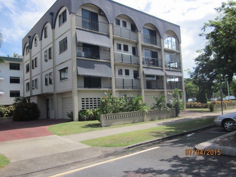 Cairns North QLD 4870
