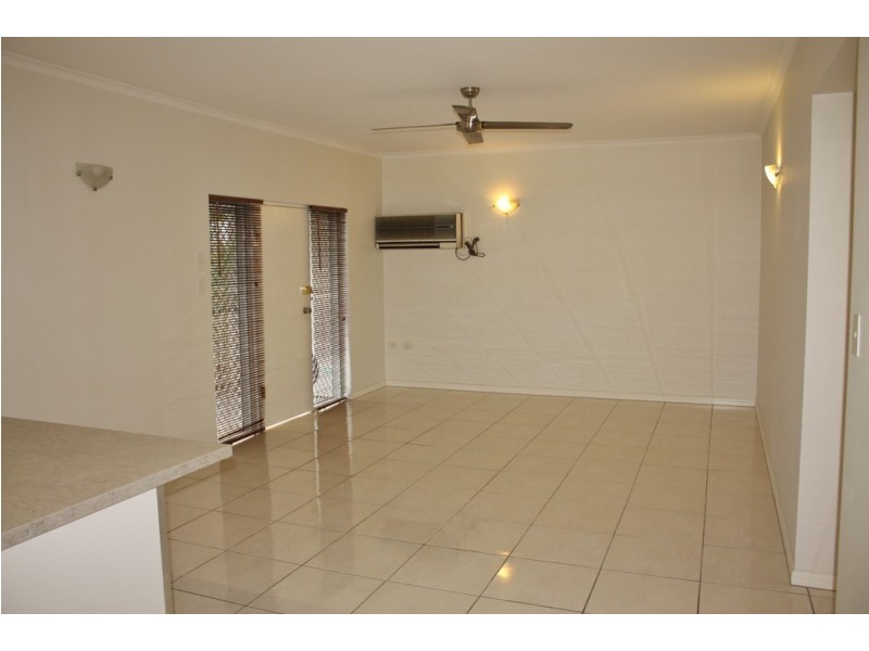 11 / 18 – 20 Rose Street, Westcourt QLD 4870