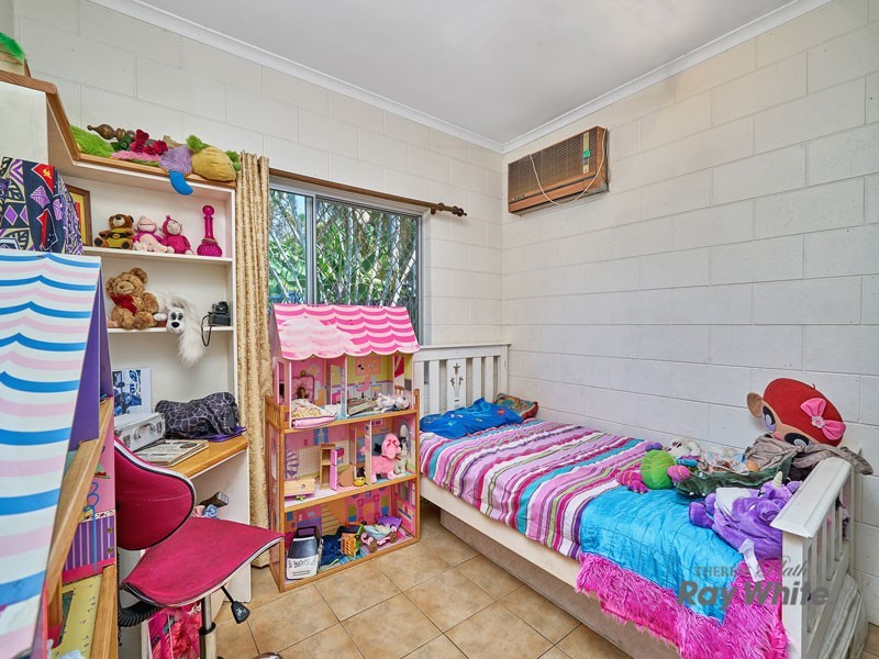 8 Tryal Street, Bentley Park QLD 4869