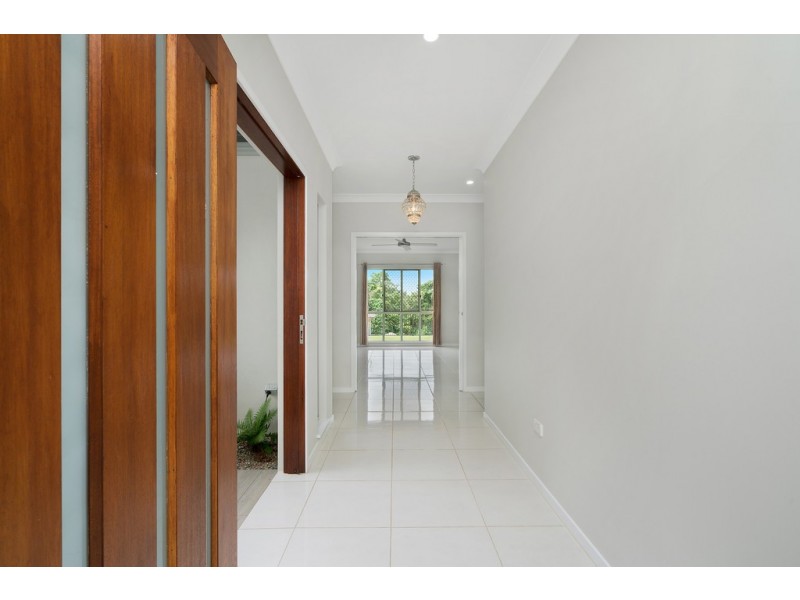 17 Hamelin Street, Bentley Park QLD 4869