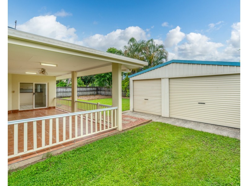 6 Wiseman Road East, Edmonton QLD 4869