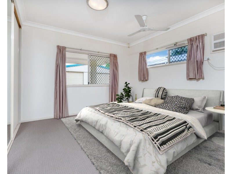 6 Wiseman Road East, Edmonton QLD 4869