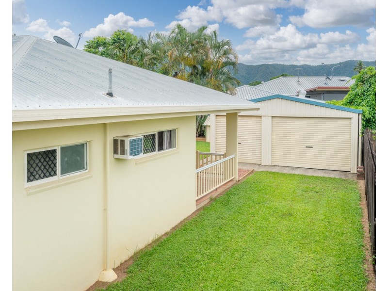 6 Wiseman Road East, Edmonton QLD 4869