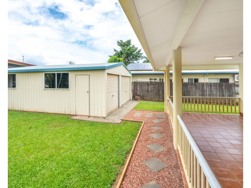 6 Wiseman Road East, Edmonton QLD 4869