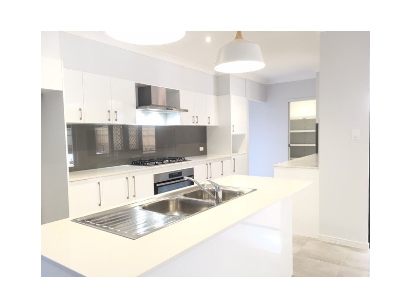 4 Ethan Court, Edmonton QLD 4869