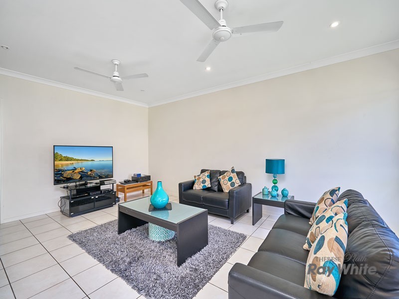 8 Blackwood Place, Bentley Park QLD 4869