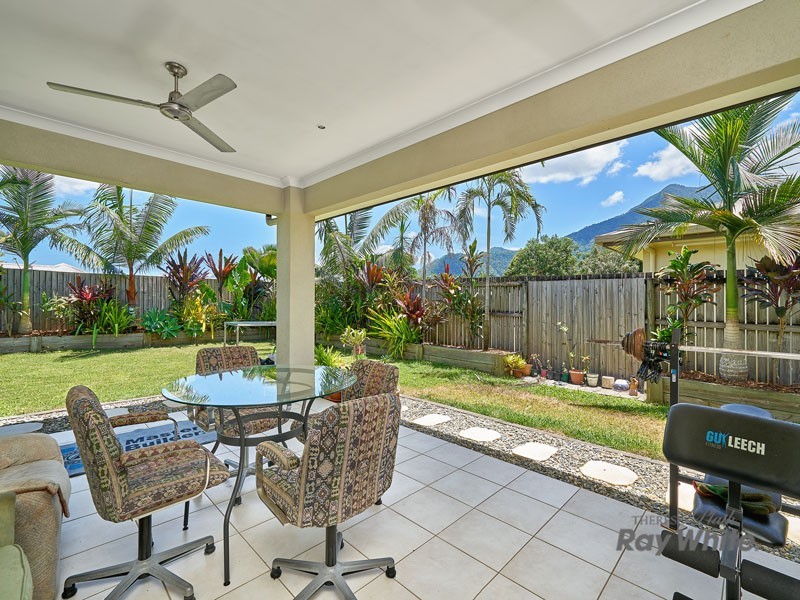 8 Blackwood Place, Bentley Park QLD 4869