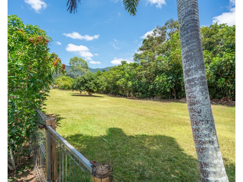 52 Canecutter Road, Edmonton QLD 4869