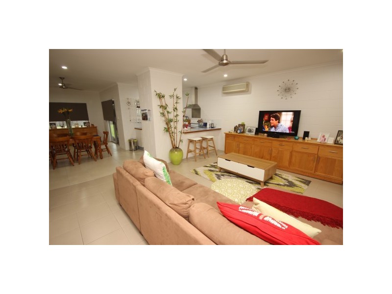 16 Duyfken Street, Bentley Park QLD 4869