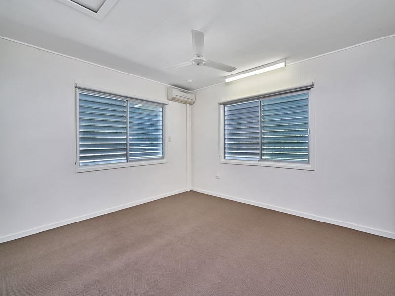 31 Queen Street, Parramatta Park QLD 4870