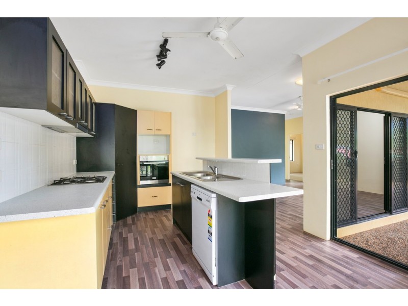 Bentley Park QLD 4869