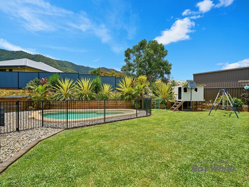 9 Shelbourne Street, Bentley Park QLD 4869