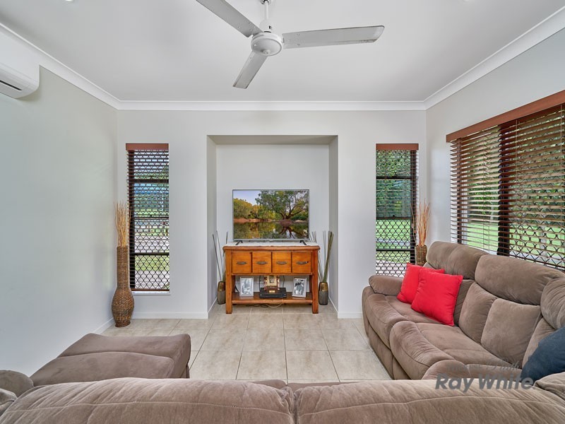 9 Shelbourne Street, Bentley Park QLD 4869