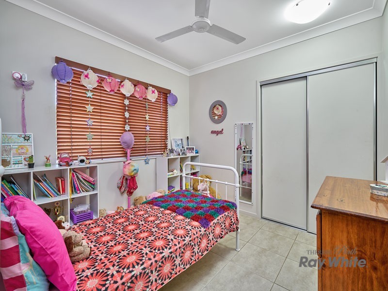 9 Shelbourne Street, Bentley Park QLD 4869