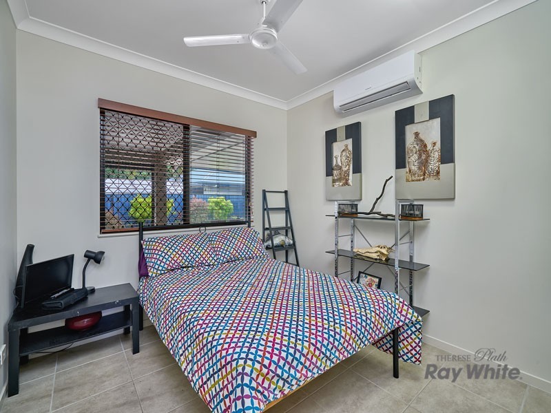 9 Shelbourne Street, Bentley Park QLD 4869