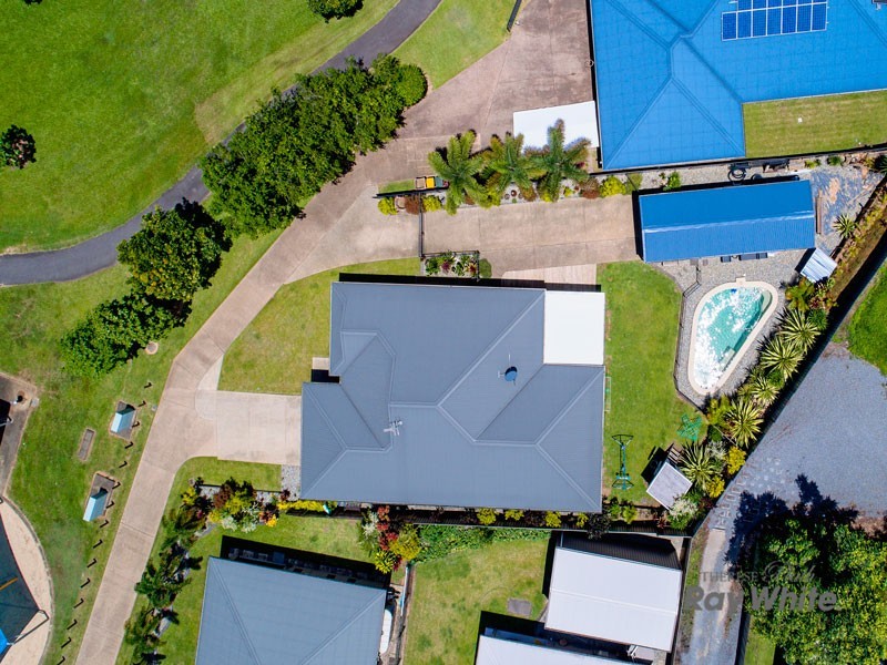9 Shelbourne Street, Bentley Park QLD 4869