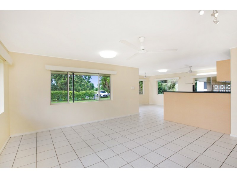 55 Cairns Road, Gordonvale QLD 4865