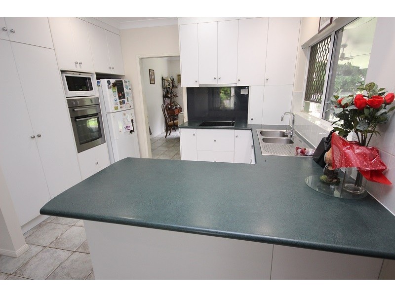 4 Canecutter Road, Edmonton QLD 4869