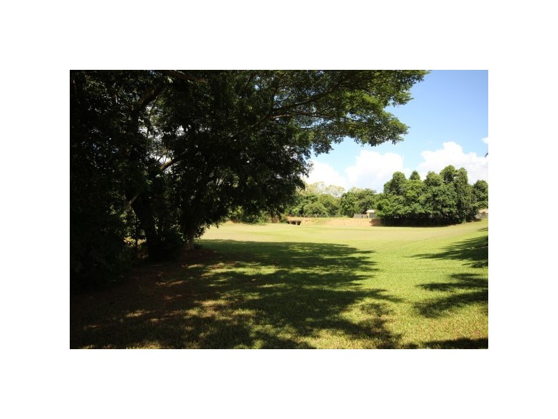 4 Canecutter Road, Edmonton QLD 4869