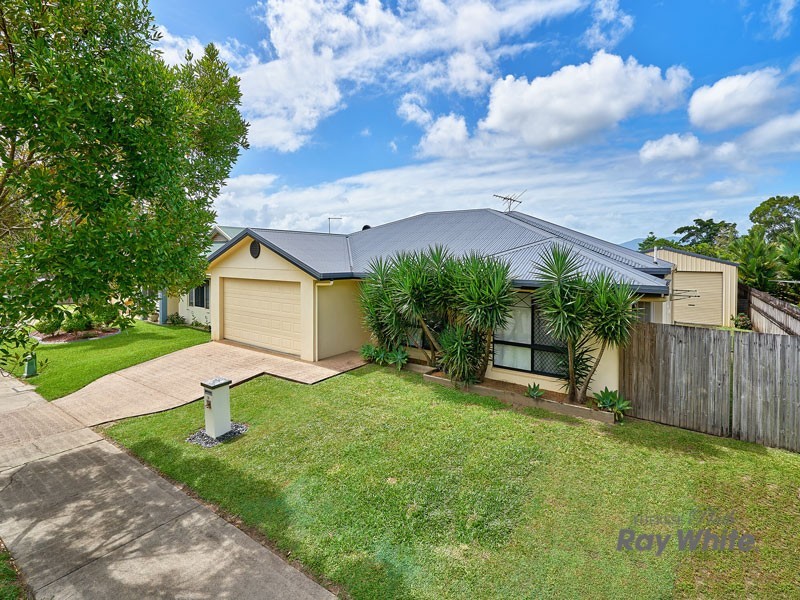15 Fitzmaurice Drive, Bentley Park QLD 4869