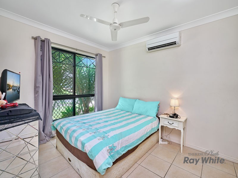 15 Fitzmaurice Drive, Bentley Park QLD 4869