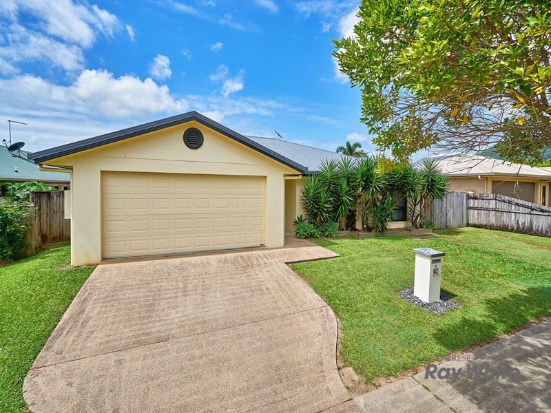 15 Fitzmaurice Drive, Bentley Park QLD 4869