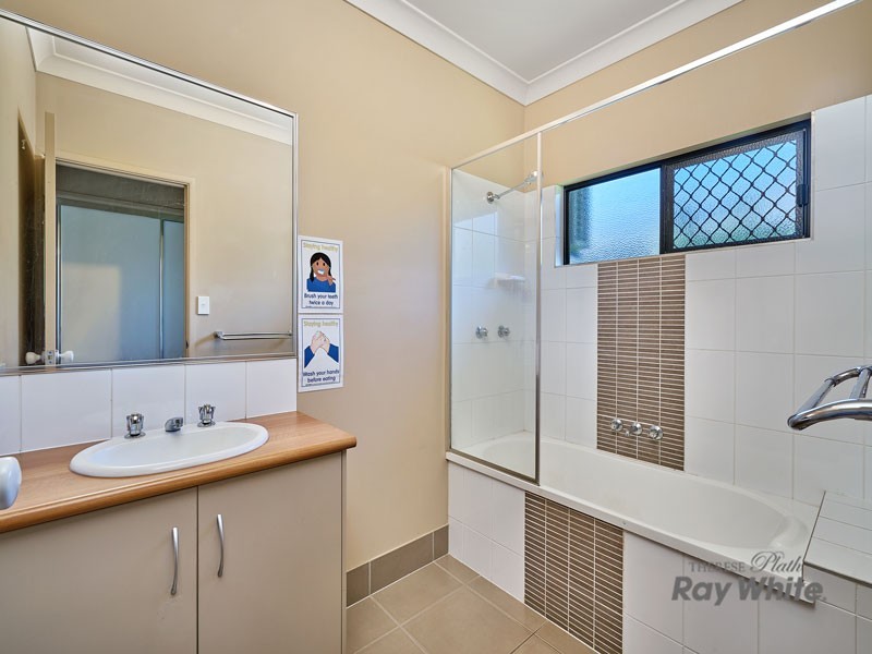 26 Timberlea Drive East, Bentley Park QLD 4869