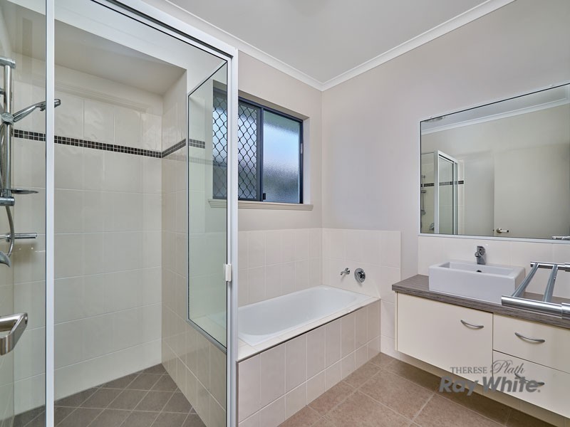 8 Quartz Street, Edmonton QLD 4869