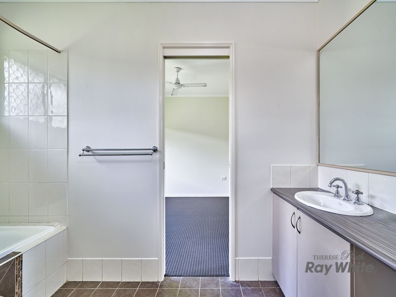 52 Timberlea Drive East, Bentley Park QLD 4869