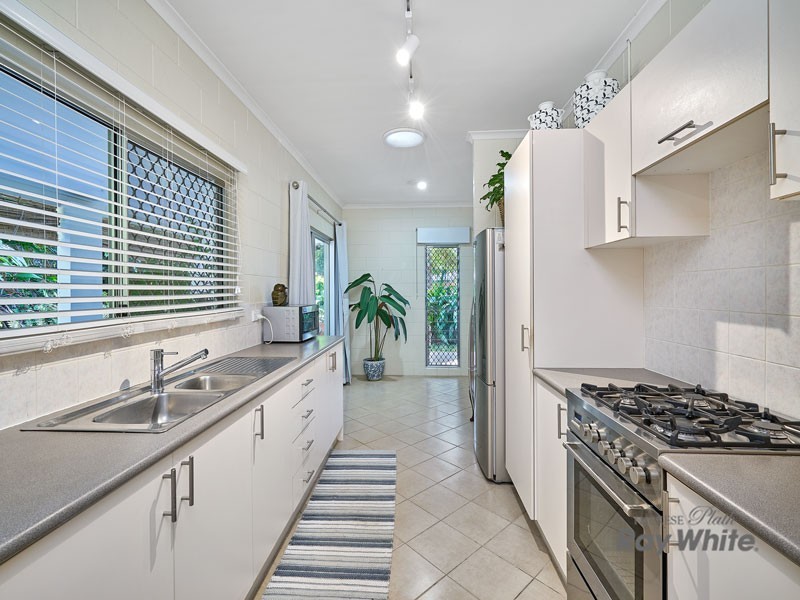 5 Beaman Close, Aeroglen QLD 4870