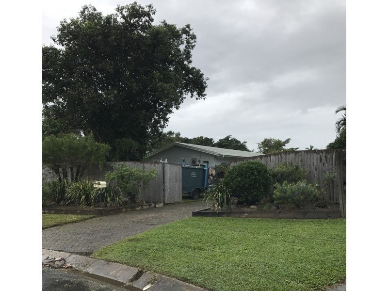 1/3 Pandora Close, Bentley Park QLD 4869