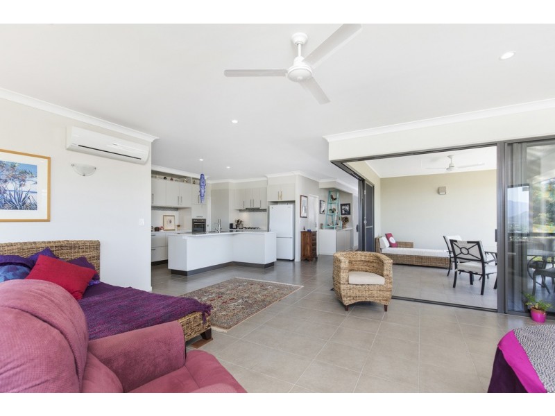 2 Bacalakis Close, Mount Sheridan QLD 4868
