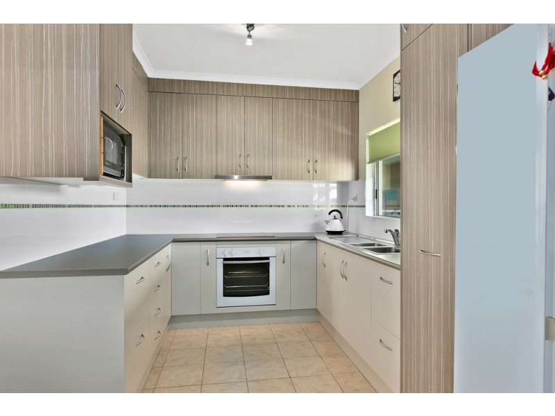 5 Girralong Street, Woree QLD 4868