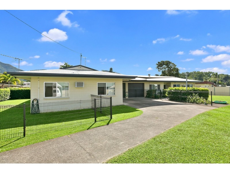5 Girralong Street, Woree QLD 4868