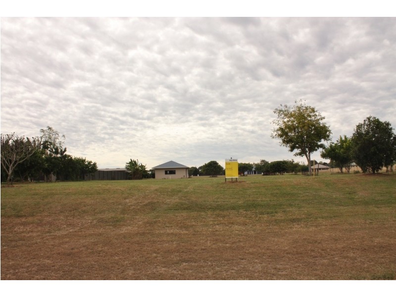 11 Parklands Circuit, Mareeba QLD 4880