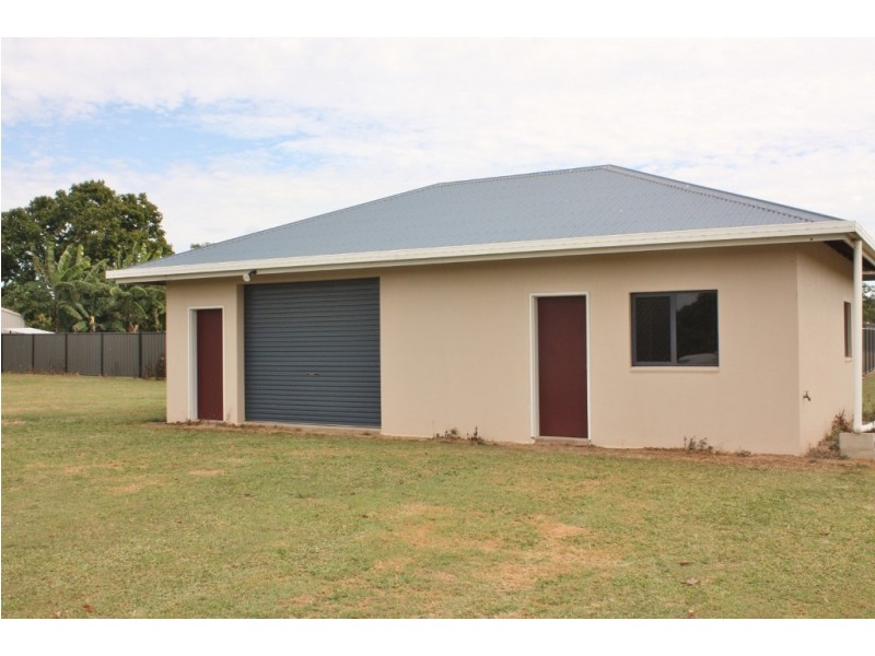11 Parklands Circuit, Mareeba QLD 4880
