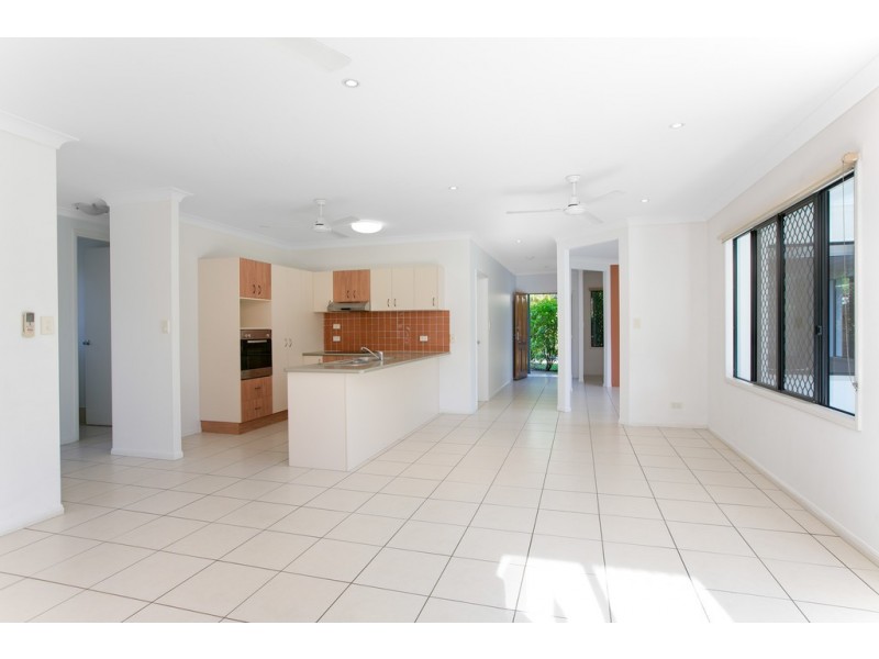 28 Charnley Avenue, Bentley Park QLD 4869