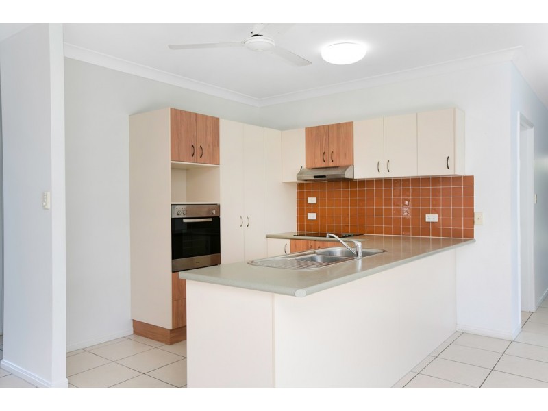28 Charnley Avenue, Bentley Park QLD 4869