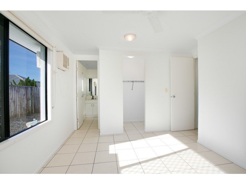 28 Charnley Avenue, Bentley Park QLD 4869