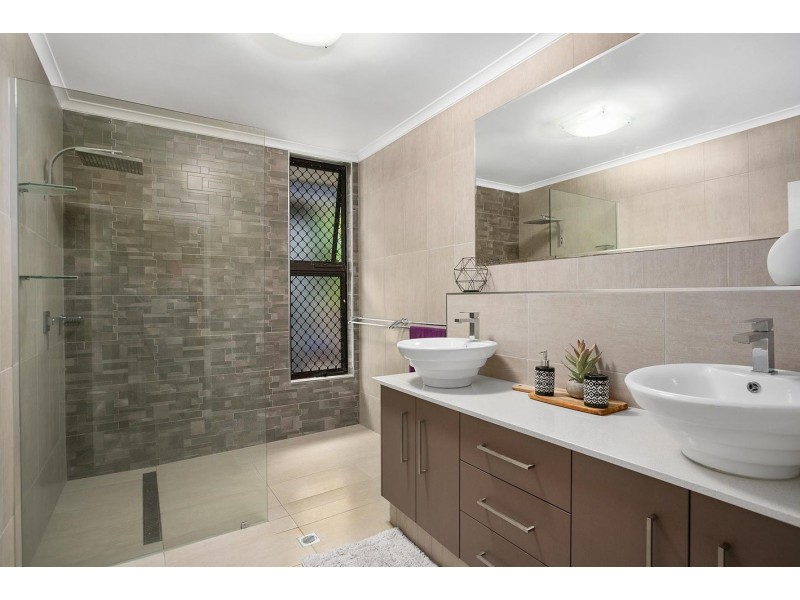 Bayview Heights QLD 4868