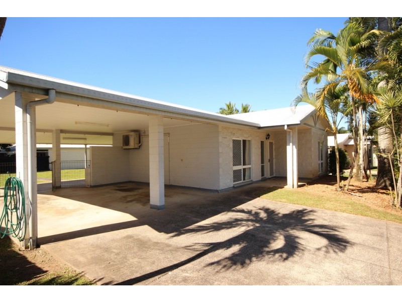 14 Royal Saxon Close, Mount Sheridan QLD 4868