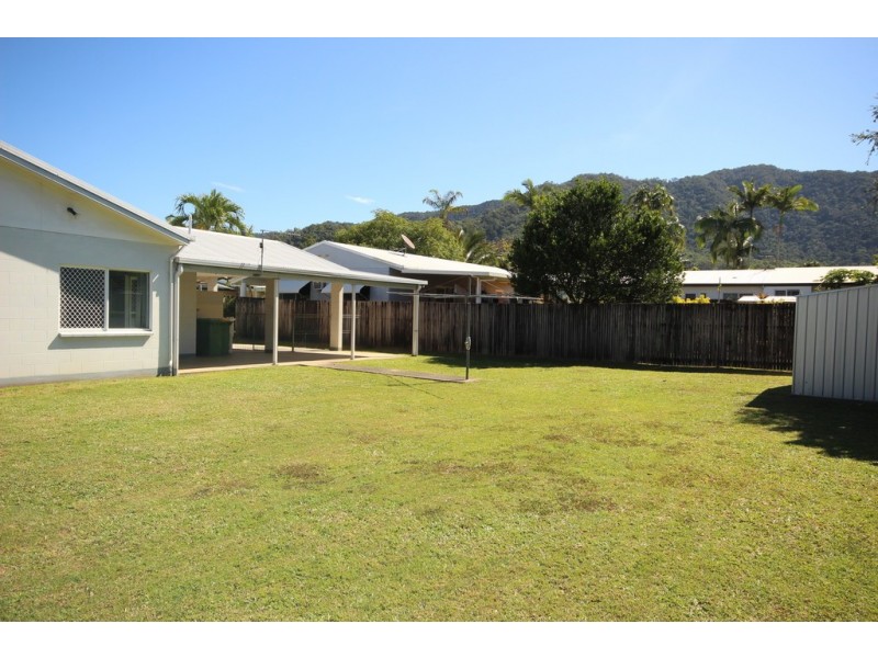 14 Royal Saxon Close, Mount Sheridan QLD 4868