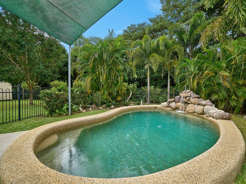 2 Melvin Close, Edmonton QLD 4869