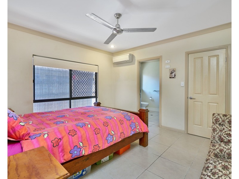 30 Cliffdale Street, Bentley Park QLD 4869