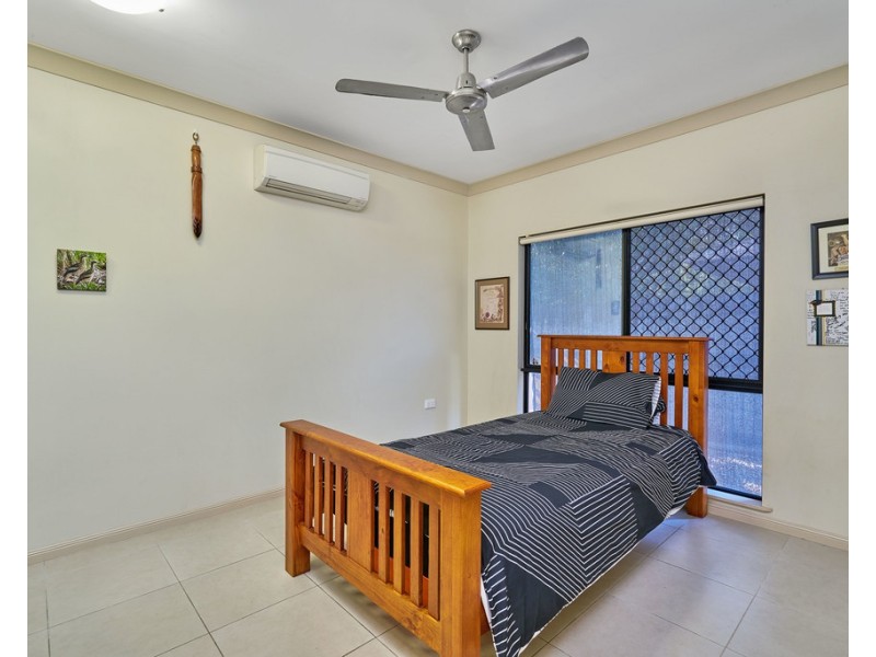 30 Cliffdale Street, Bentley Park QLD 4869